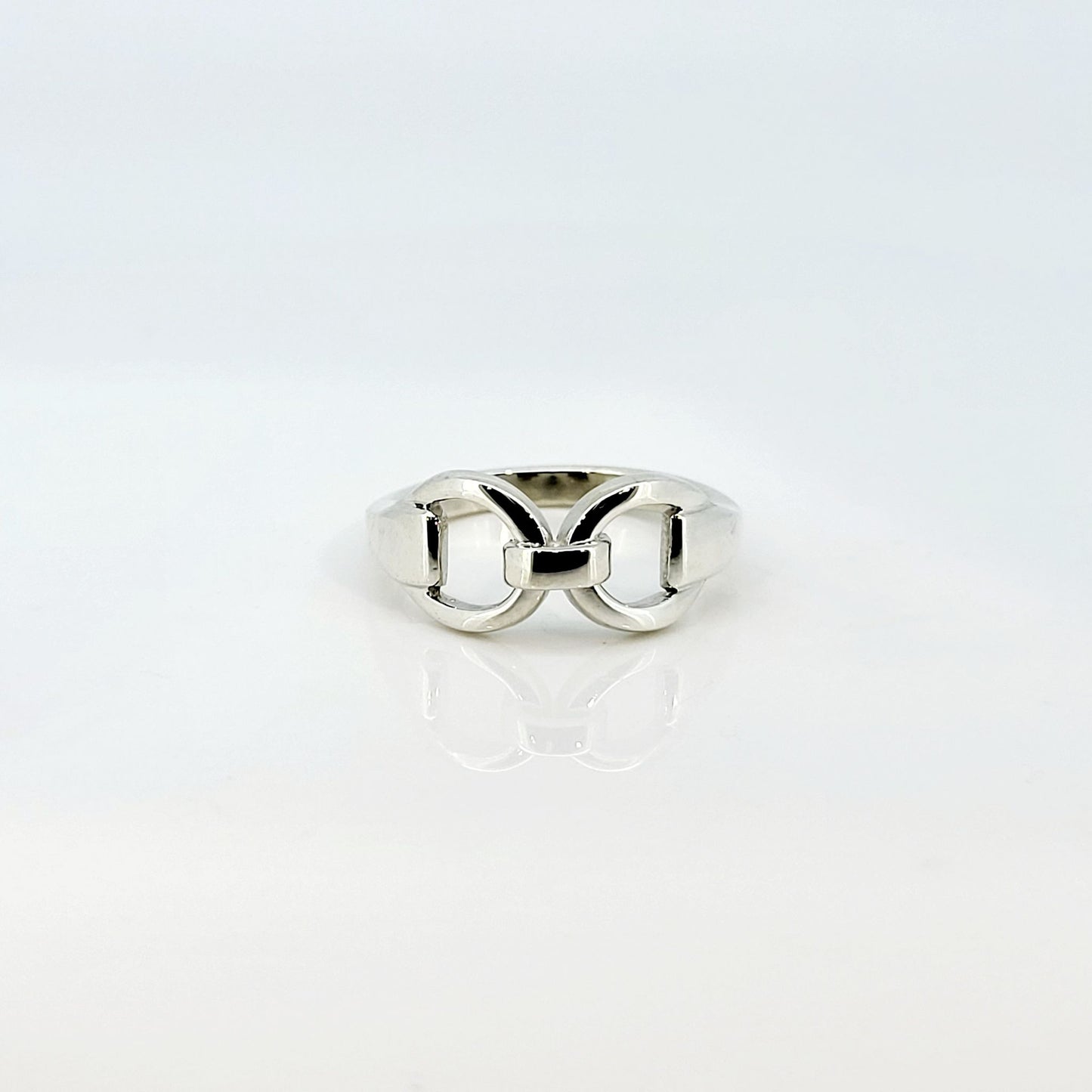 Snaffle Ring